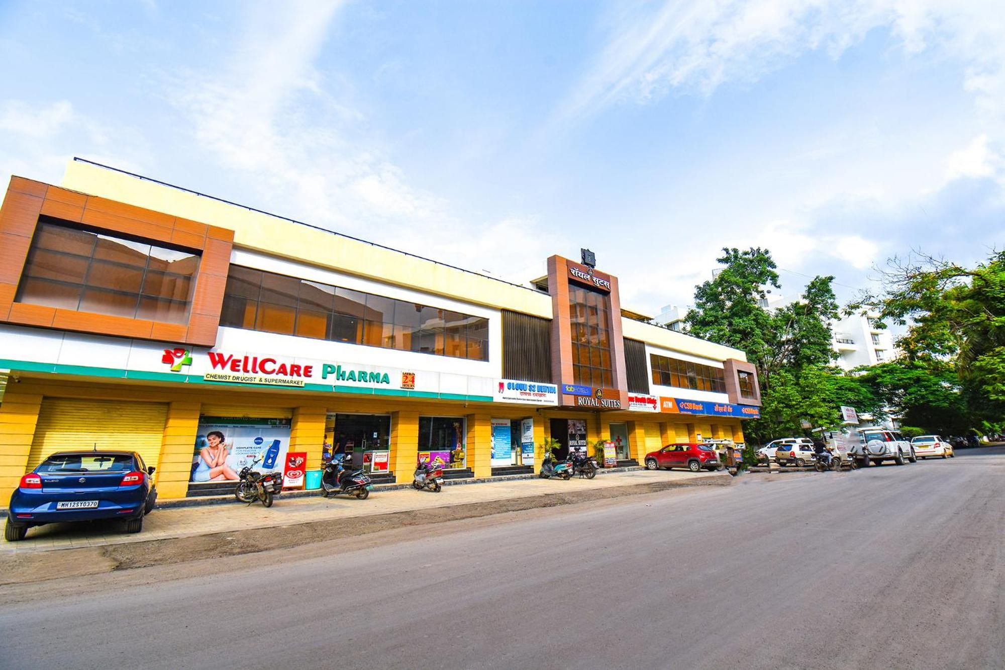 Fabhotel Royal Suits - Nr Mahadji Shinde Chhatri Mundhva المظهر الخارجي الصورة